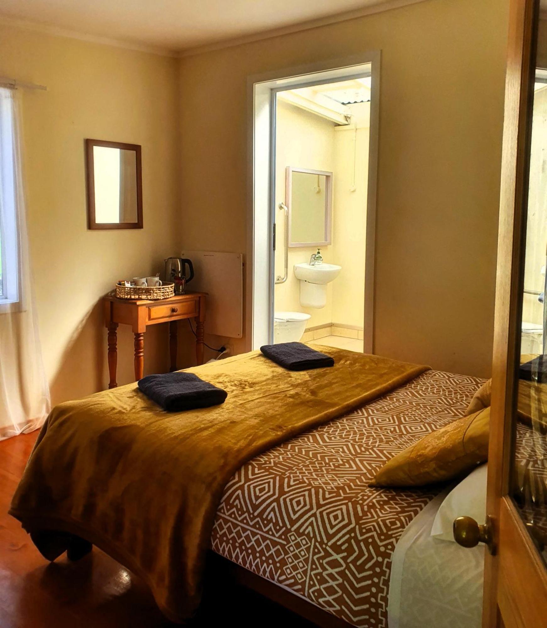 Kawai Purapura Yoga Retreat Centre Hotel Auckland Bagian luar foto